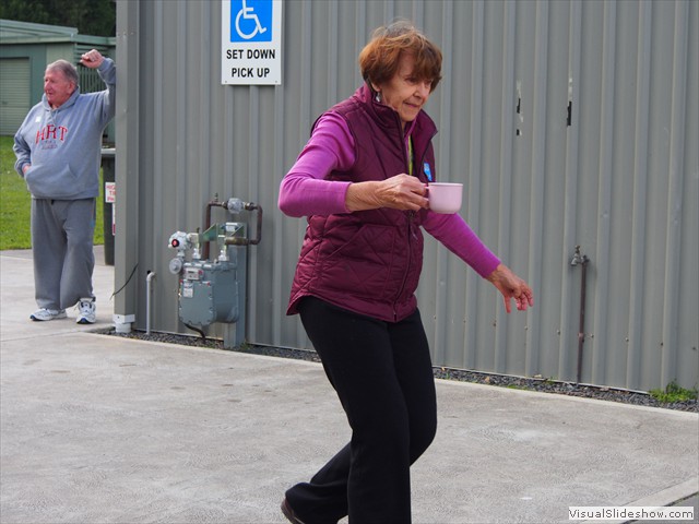 ...check out the trotting styles...